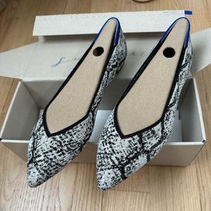 Rothy’s The Point.